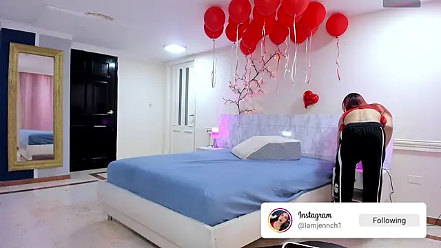 charolbruce 1 online show from June 2026 11:52:02 AM