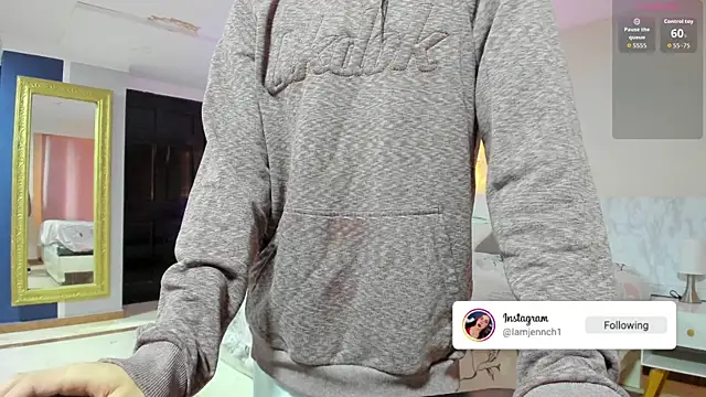 charolbruce 1 online show from December 2025 12:51:02 PM