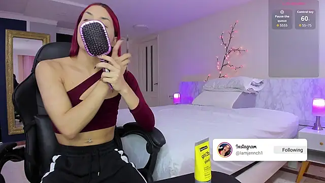 Snapshot of charolbruce_1 chatting on November 2025 12:20:01 PM charolbruce 1 online show from November 2025 12:20:01 PM