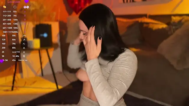 Snapshot of Li_Amelie_ chatting on April 2026 01:12:02 PM Li Amelie online show from April 2026 01:12:02 PM