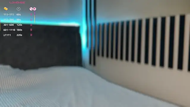 Li Amelie  online show from December 2025 03:33:01 PM