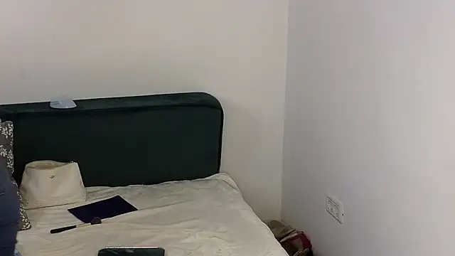 MadameDeFeu online show from March 2026 06:57:02 AM