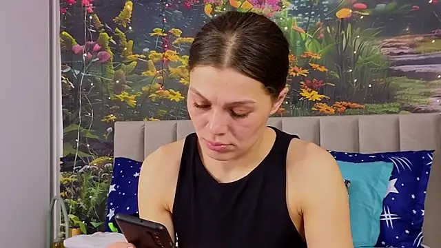 MadameDeFeu online show from January 2025 12:36:02 PM