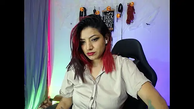 Snapshot of TAFITASLAVE chatting on October 2025 10:31:01 PM TAFITASLAVE online show from October 2025 10:31:01 PM