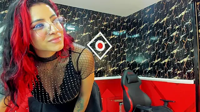 Snapshot of TAFITASLAVE chatting on February 2025 09:28:01 AM TAFITASLAVE online show from February 2025 09:28:01 AM