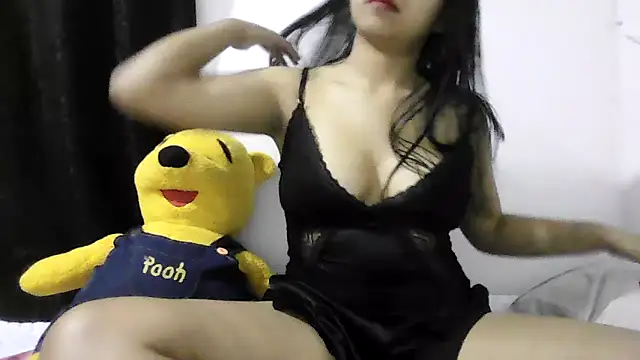 DakotaHoland online show from April 2026 10:26:02 PM