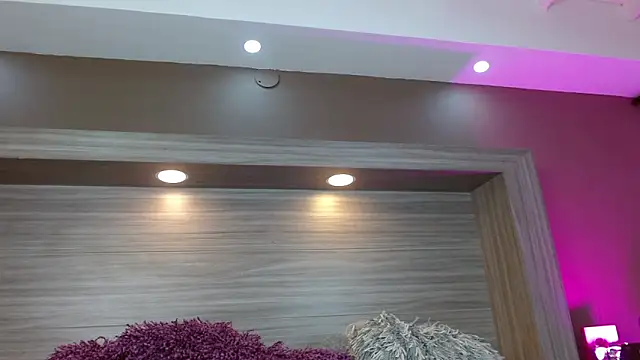 AbigailWilliams  online show from March 2026 12:04:02 PM