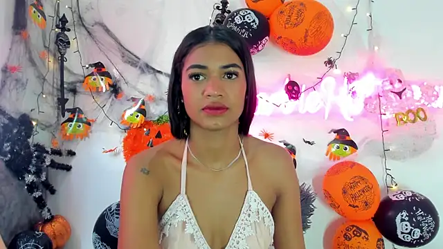 BarbieHotLaura online show from October 2025 04:07:02 PM