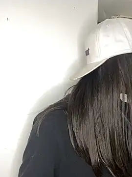 BarbieHotLaura online show from March 2025 09:26:02 PM