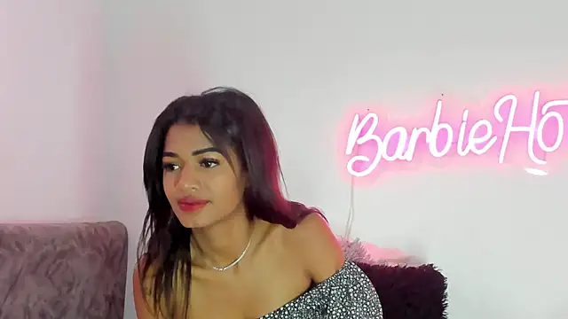 BarbieHotLaura online show from October 2025 01:56:01 PM