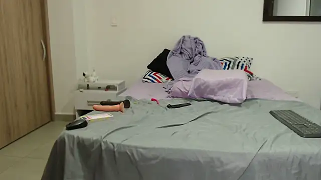 AnnieRoss69 online show from February 2025 01:38:01 AM