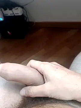 Snapshot of the_lion_69 chatting on October 2025 08:03:02 AM the lion 69 online show from October 2025 08:03:02 AM