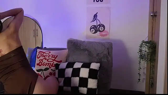 salome-brown online show from December 2025 10:09:02 PM