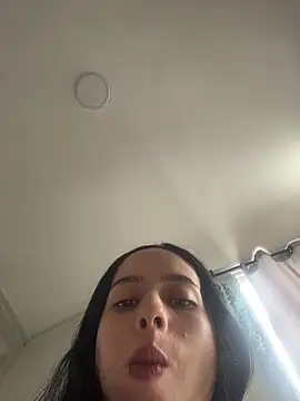 Snapshot of salome-brown chatting on June 2026 02:06:02 PM salome-brown online show from June 2026 02:06:02 PM