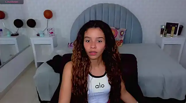 Snapshot of charlotte_0309 chatting on January 2025 12:06:02 AM charlotte 0309 online show from January 2025 12:06:02 AM