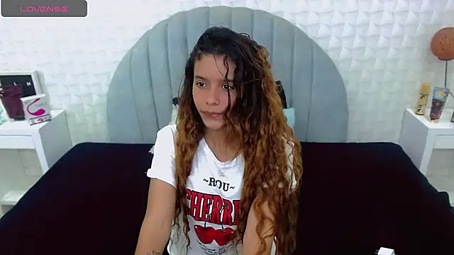 Snapshot of charlotte_0309 chatting on February 2025 07:04:02 PM charlotte 0309 online show from February 2025 07:04:02 PM