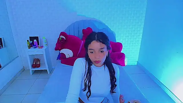 charlotte 0309 online show from March 2026 01:42:01 PM