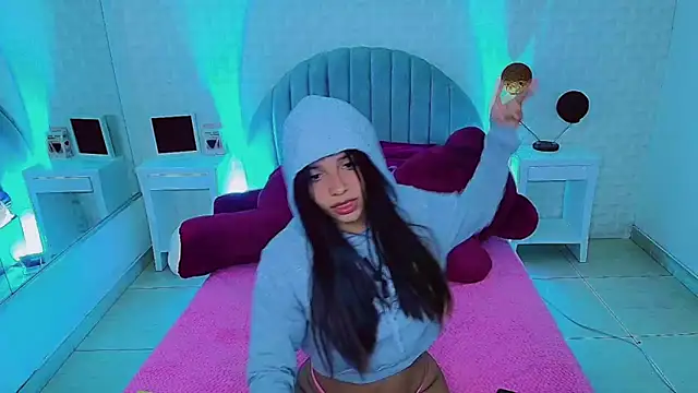 charlotte 0309 online show from February 2026 05:07:01 AM