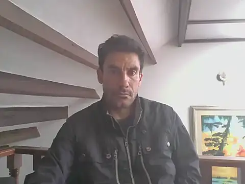 elkike1980 online show from May 2026 04:21:02 PM