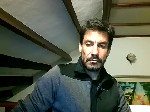 elkike1980 online show from May 2026 02:31:02 AM