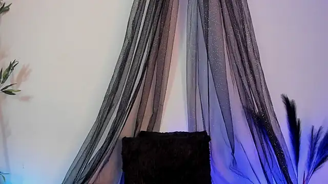 Nyx nayla online show from March 2025 04:54:02 AM