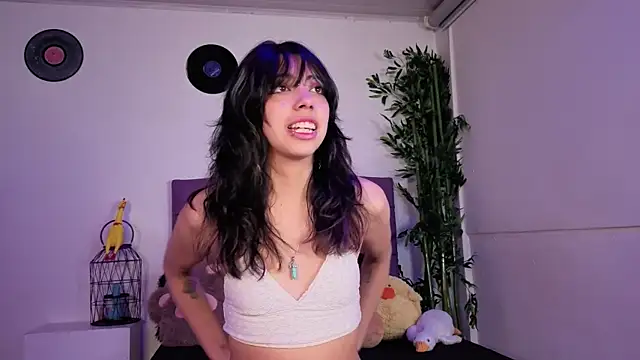 Nyx nayla online show from September 2025 04:01:02 AM