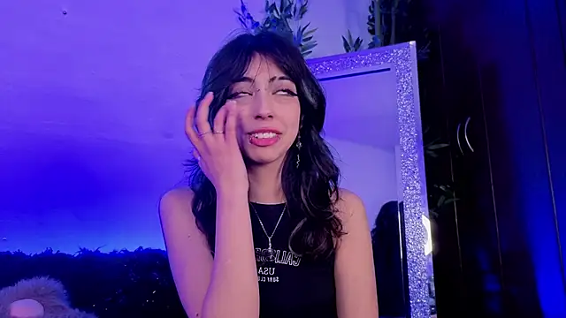 Nyx nayla online show from October 2025 04:11:01 AM