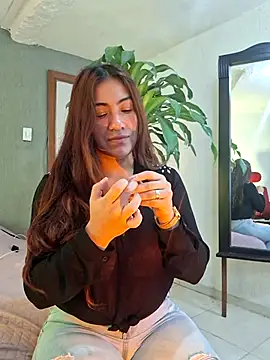 emmily d online show from March 2025 04:56:02 PM