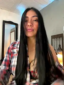 emmily d online show from October 2025 07:02:01 PM