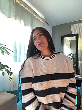 emmily d online show from December 2025 05:57:05 PM