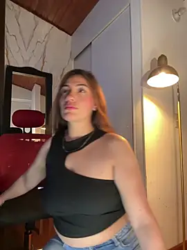 emmily d online show from April 2026 06:12:01 PM