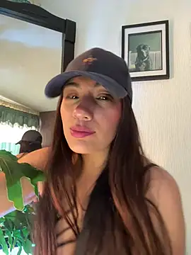 emmily d online show from January 2026 08:37:01 PM