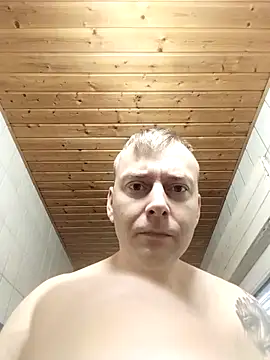 Snapshot of Marecki5231 chatting on December 2024 09:44:01 AM Marecki5231 online show from December 2024 09:44:01 AM