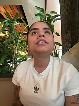 penelopesexx online show from February 2026 02:04:01 PM