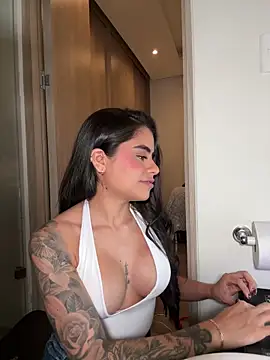 penelopesexx online show from February 2026 12:57:01 AM