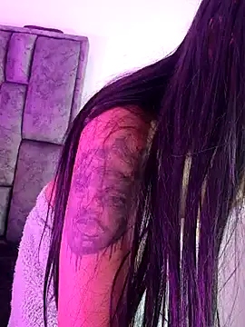 Nicole420squirt online show from January 2025 01:10:01 AM