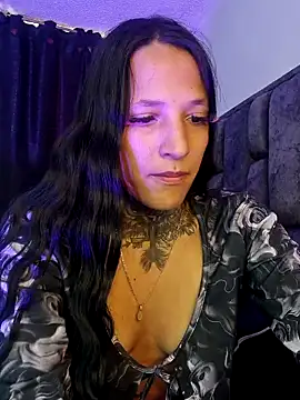 Nicole420squirt online show from January 2025 04:48:02 PM