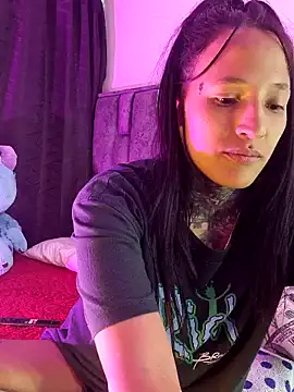 Nicole420squirt online show from January 2025 09:07:01 PM