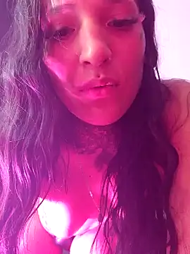 Nicole420squirt online show from January 2025 01:52:02 AM