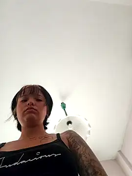 LorenRosse online show from October 2025 04:24:02 AM