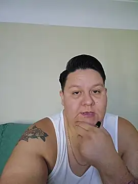 DevilDahm online show from July 2026 07:42:02 PM