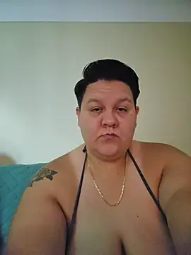 DevilDahm online show from July 2026 08:52:02 PM