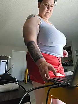 DevilDahm online show from November 2025 07:46:02 PM