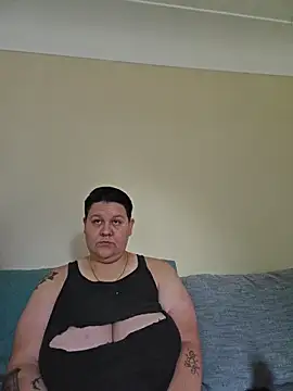 DevilDahm online show from June 2026 10:22:01 PM