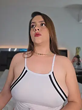 Sthef Castle online show from April 2026 12:39:01 PM