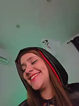 Sthef Castle online show from November 2025 12:28:02 AM