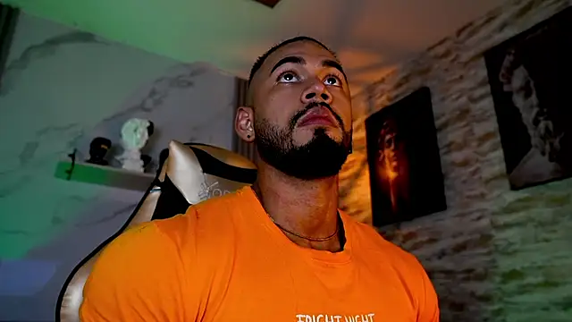 jaxon colton online show from November 2025 12:09:01 AM