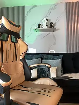 jaxon colton online show from November 2025 04:02:01 AM