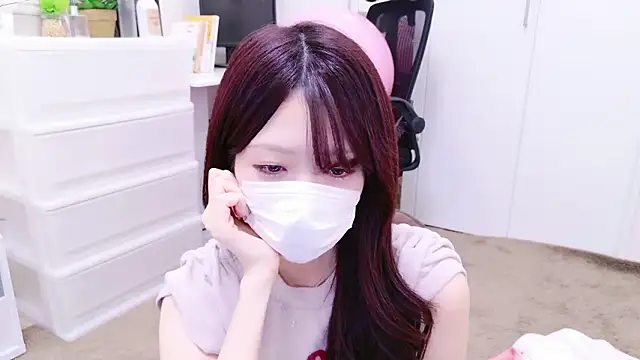 Snapshot of oxo_yuna_oxo chatting on November 2025 11:30:01 PM oxo yuna oxo online show from November 2025 11:30:01 PM