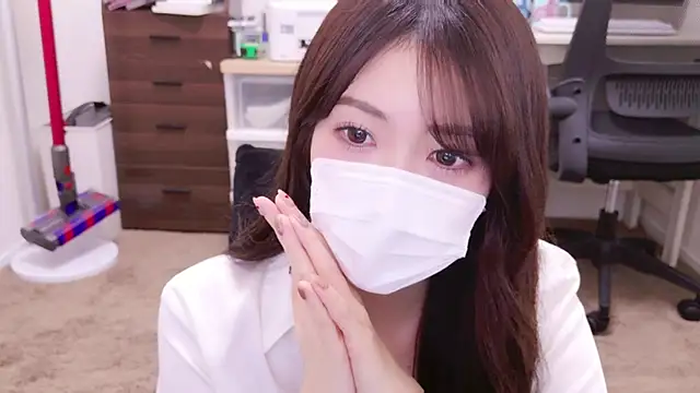 Snapshot of oxo_yuna_oxo chatting on March 2025 12:28:01 PM oxo yuna oxo online show from March 2025 12:28:01 PM